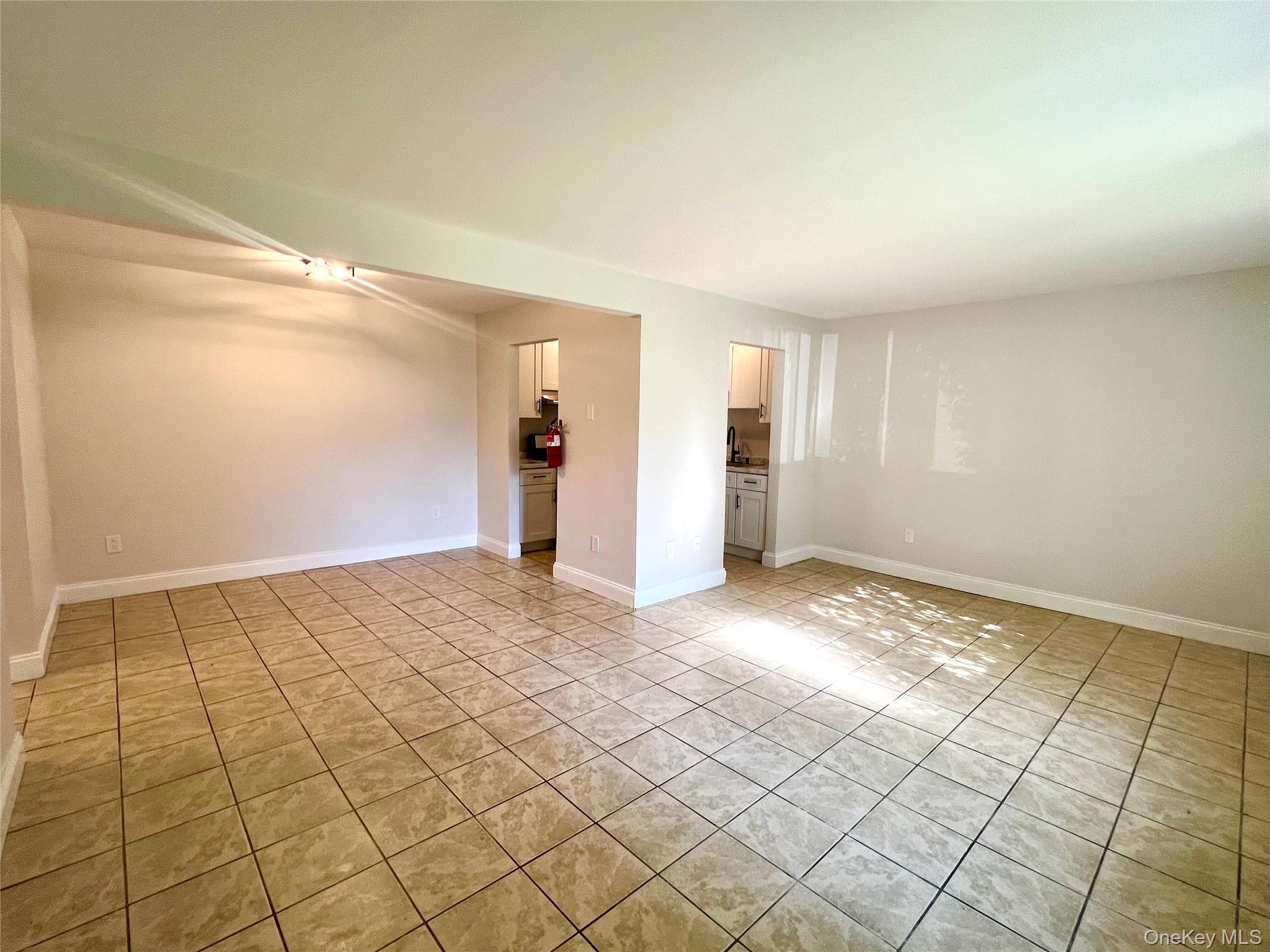 25 Ruth Court Property Photo 6