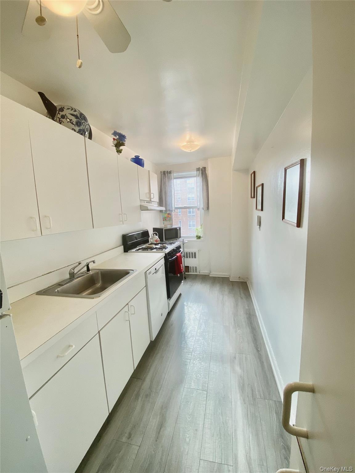 2 Sadore Lane 5z Property Photo 10