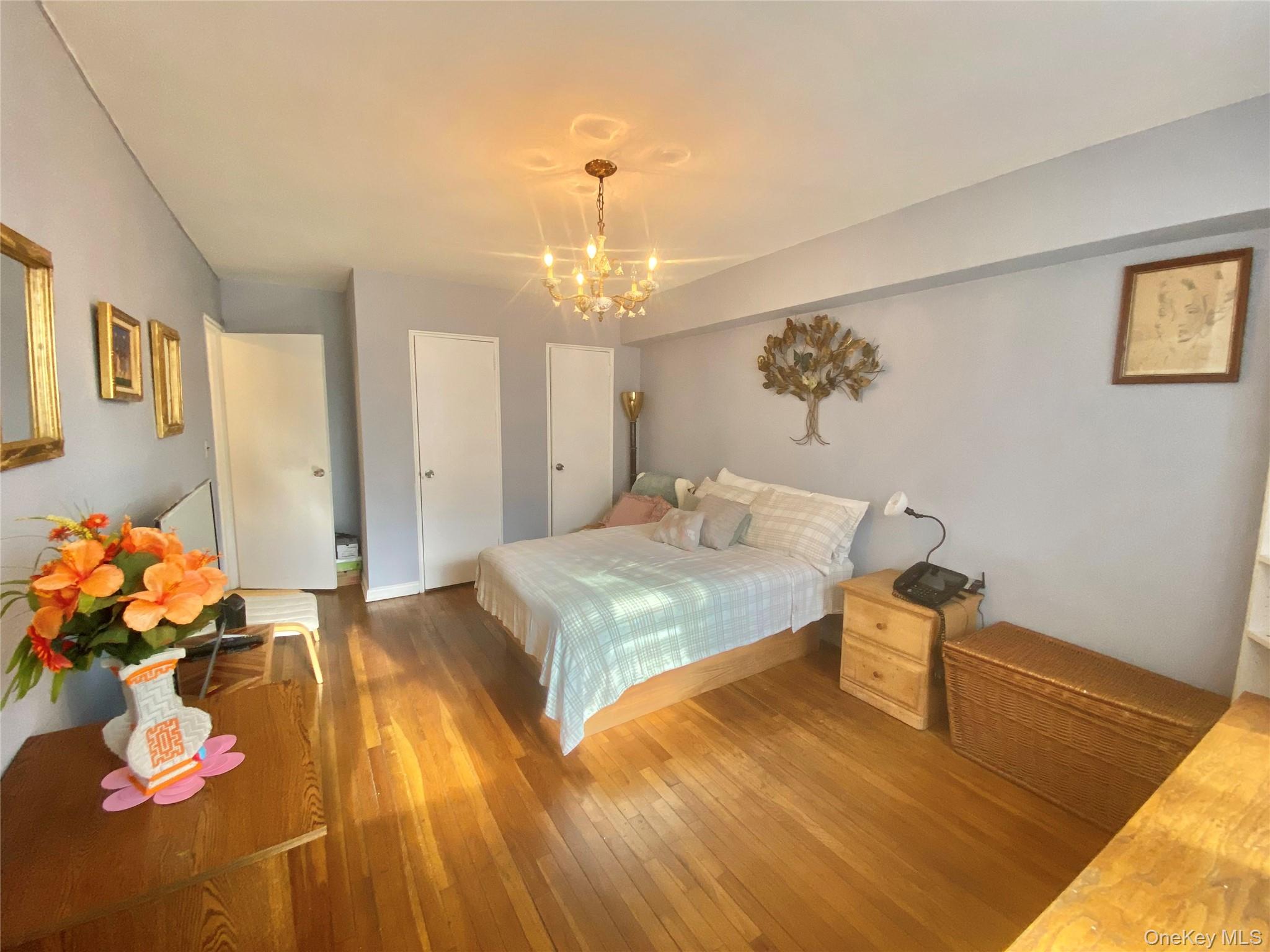 2 Sadore Lane 5z Property Photo 16