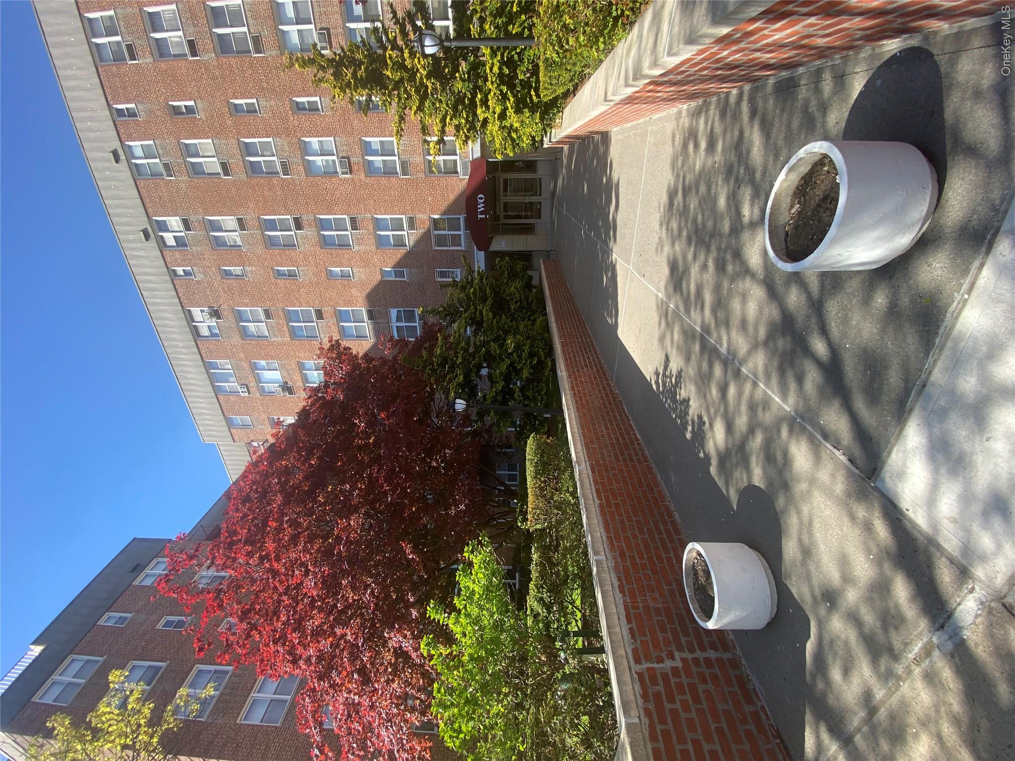 2 Sadore Lane 5z Property Photo 22