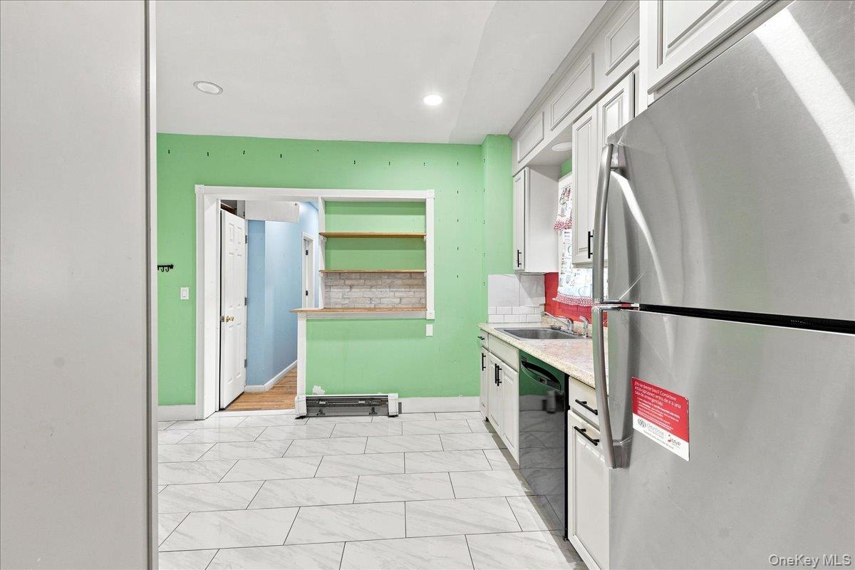 228 N 5th Avenue Property Photo 8