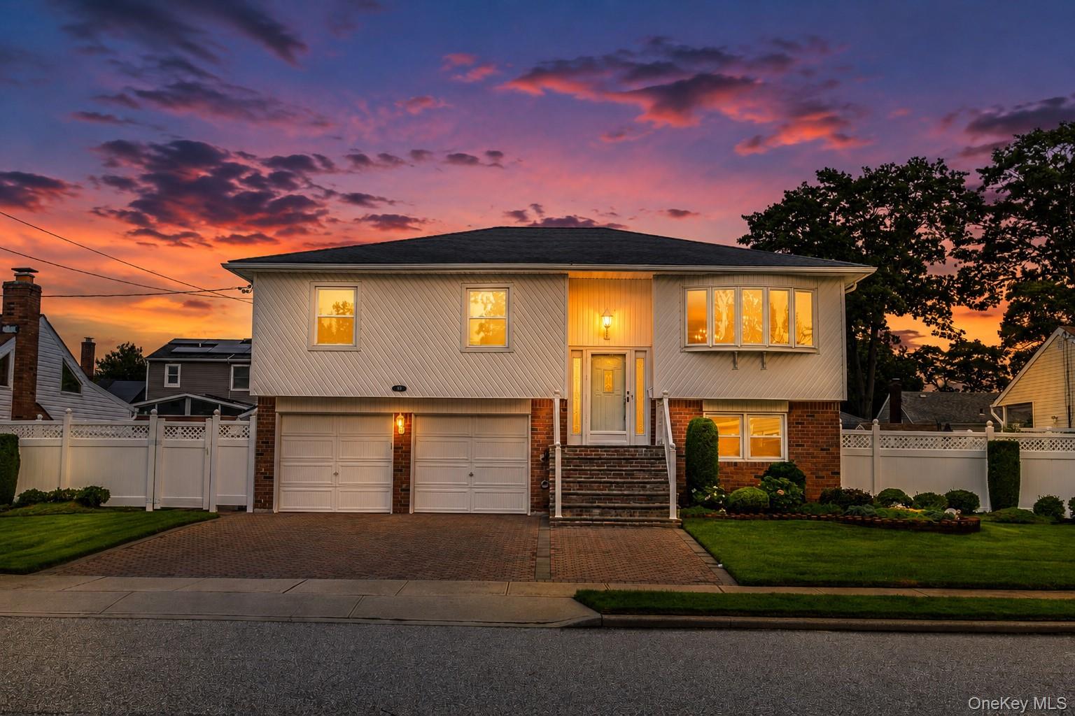 93 Toronto Avenue Property Photo 1
