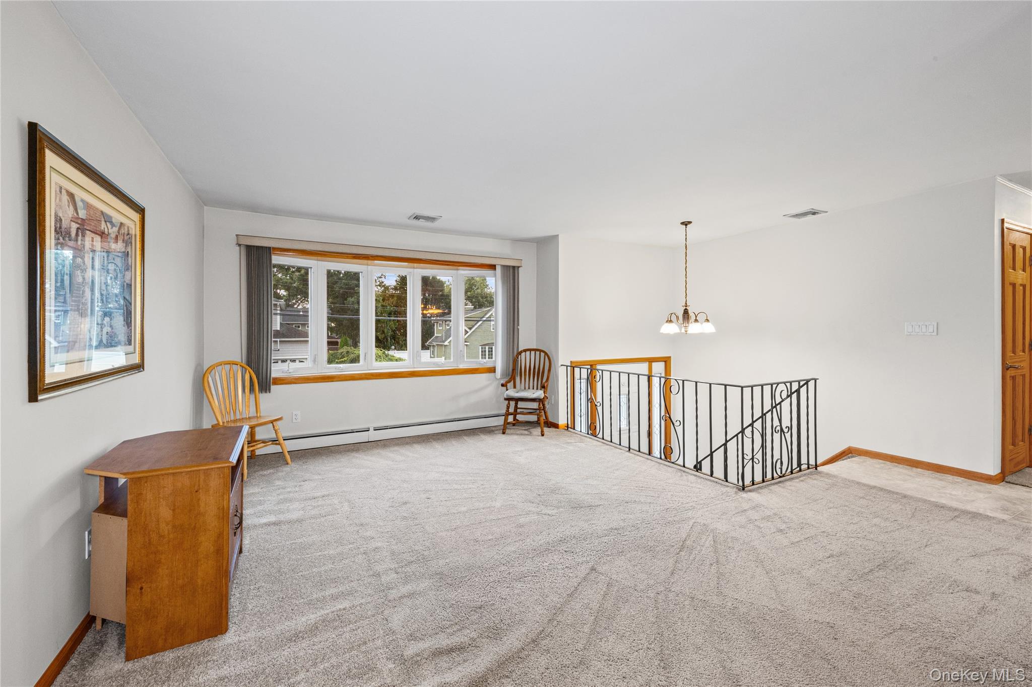 93 Toronto Avenue Property Photo 5