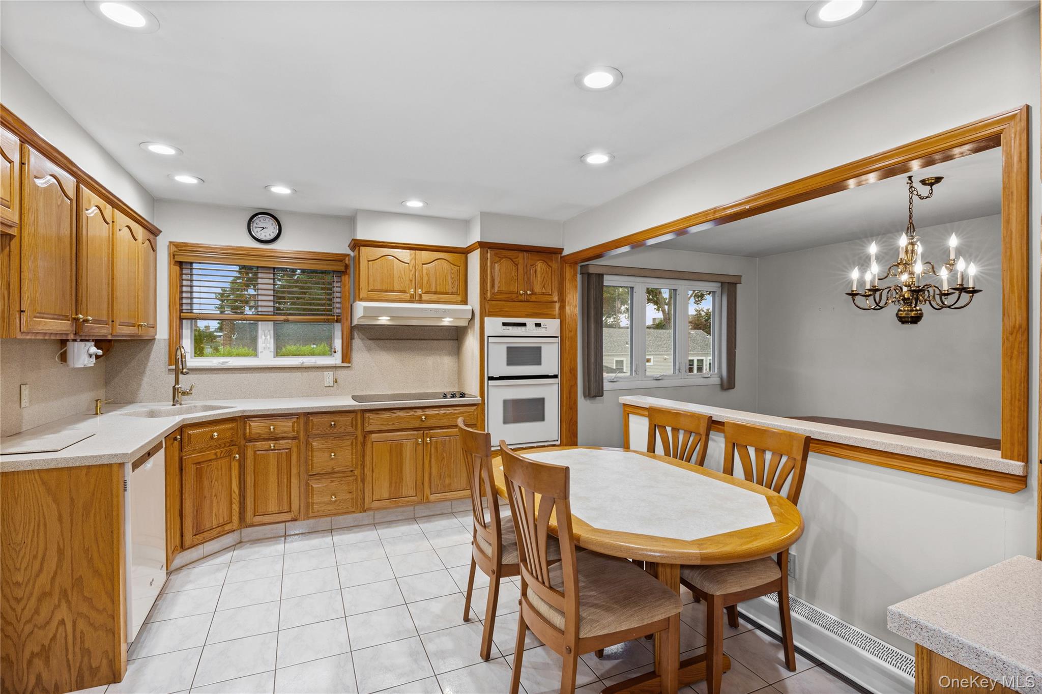 93 Toronto Avenue Property Photo 12