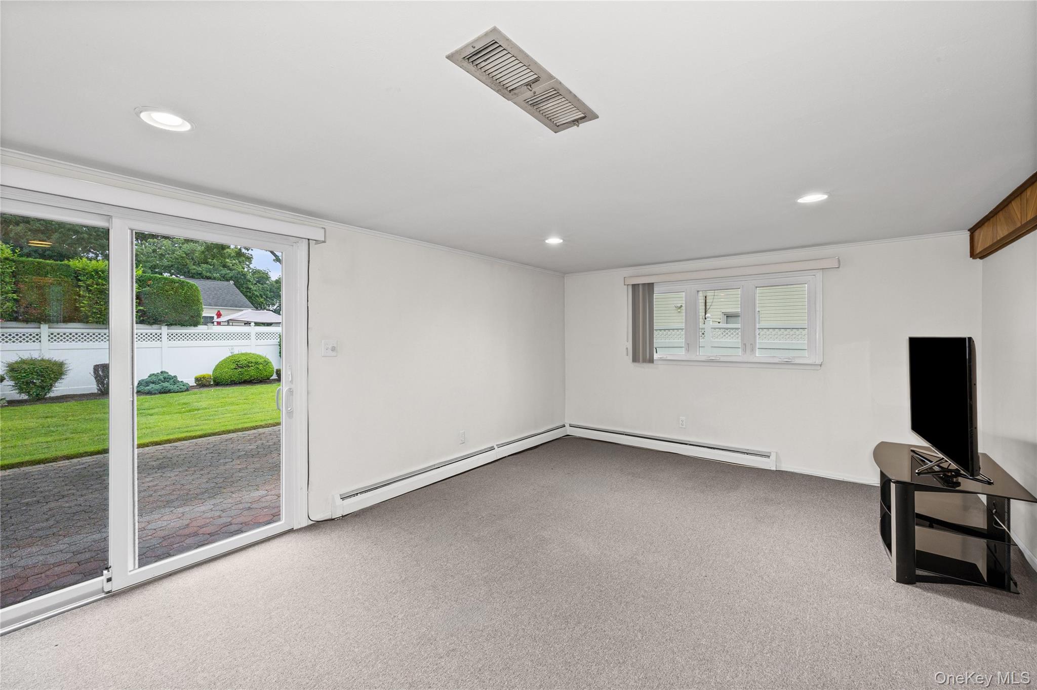 93 Toronto Avenue Property Photo 24