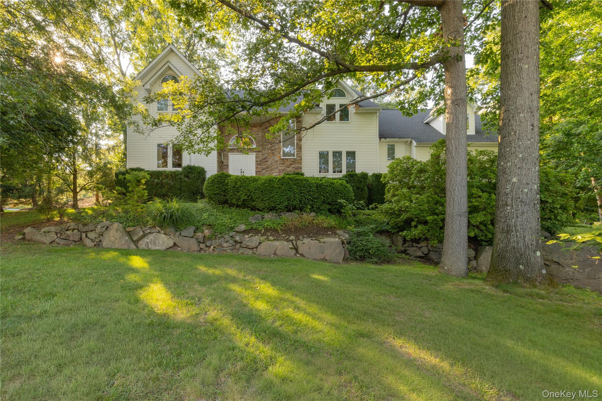 11 Hawk Nest Road Property Photo 1