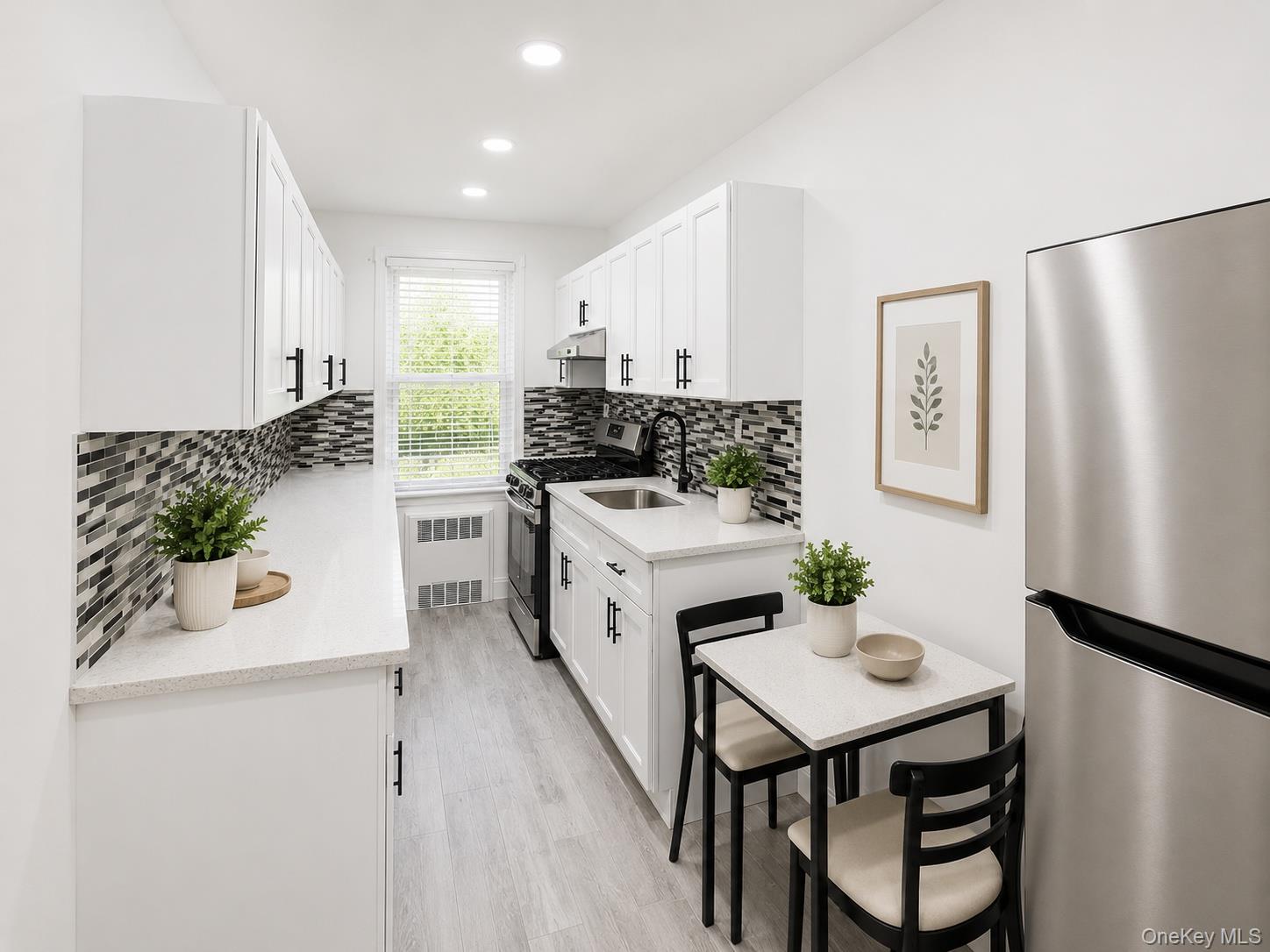 88-10 34 Avenue 3k Property Photo 1