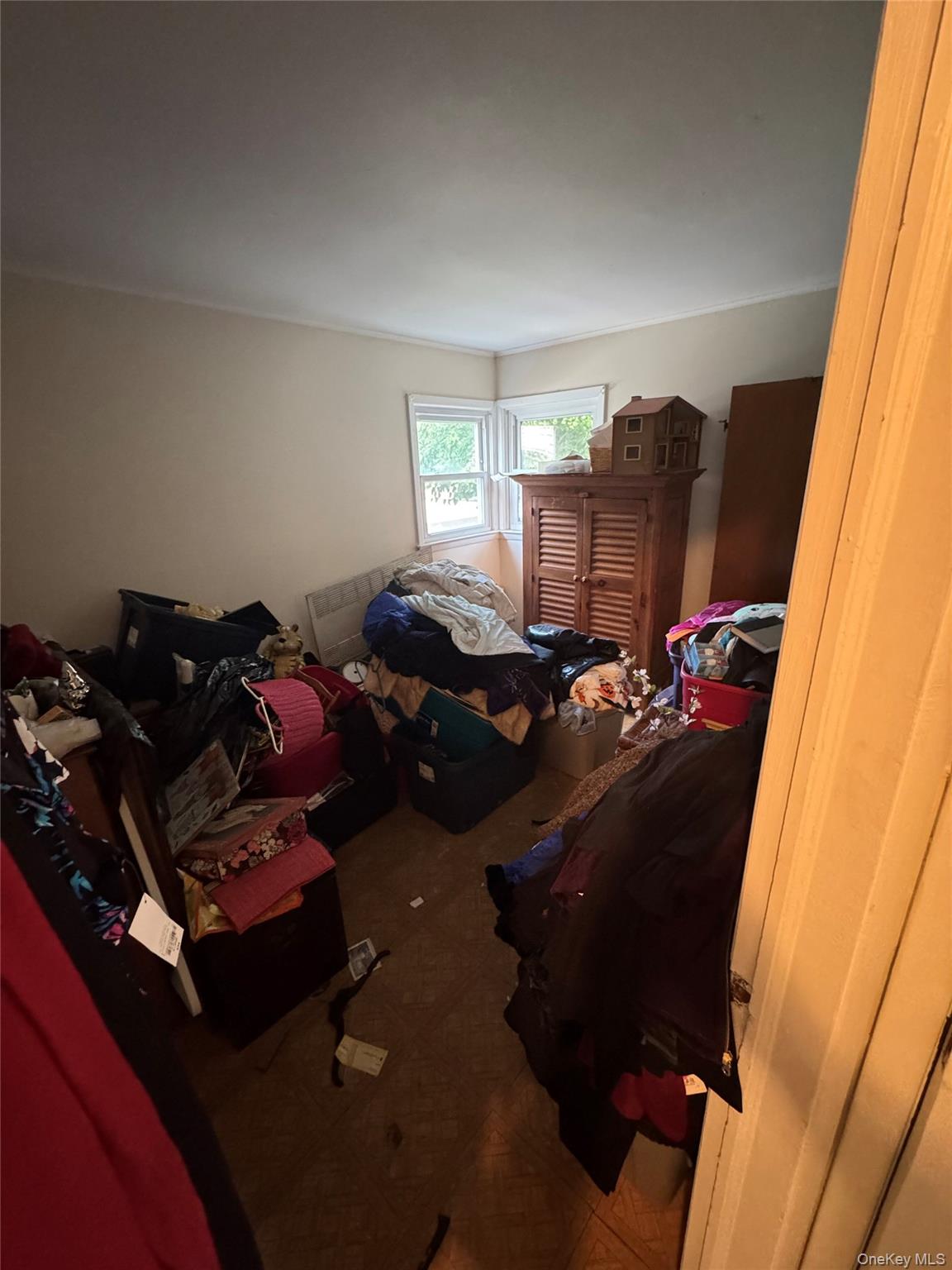 283 Doherty Avenue Property Photo 6