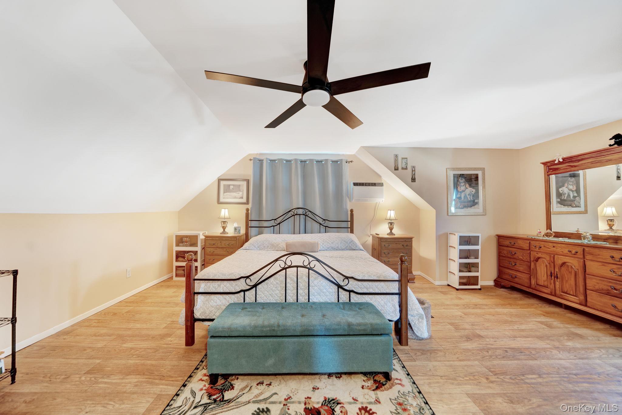 103 Queens Avenue Property Photo 25