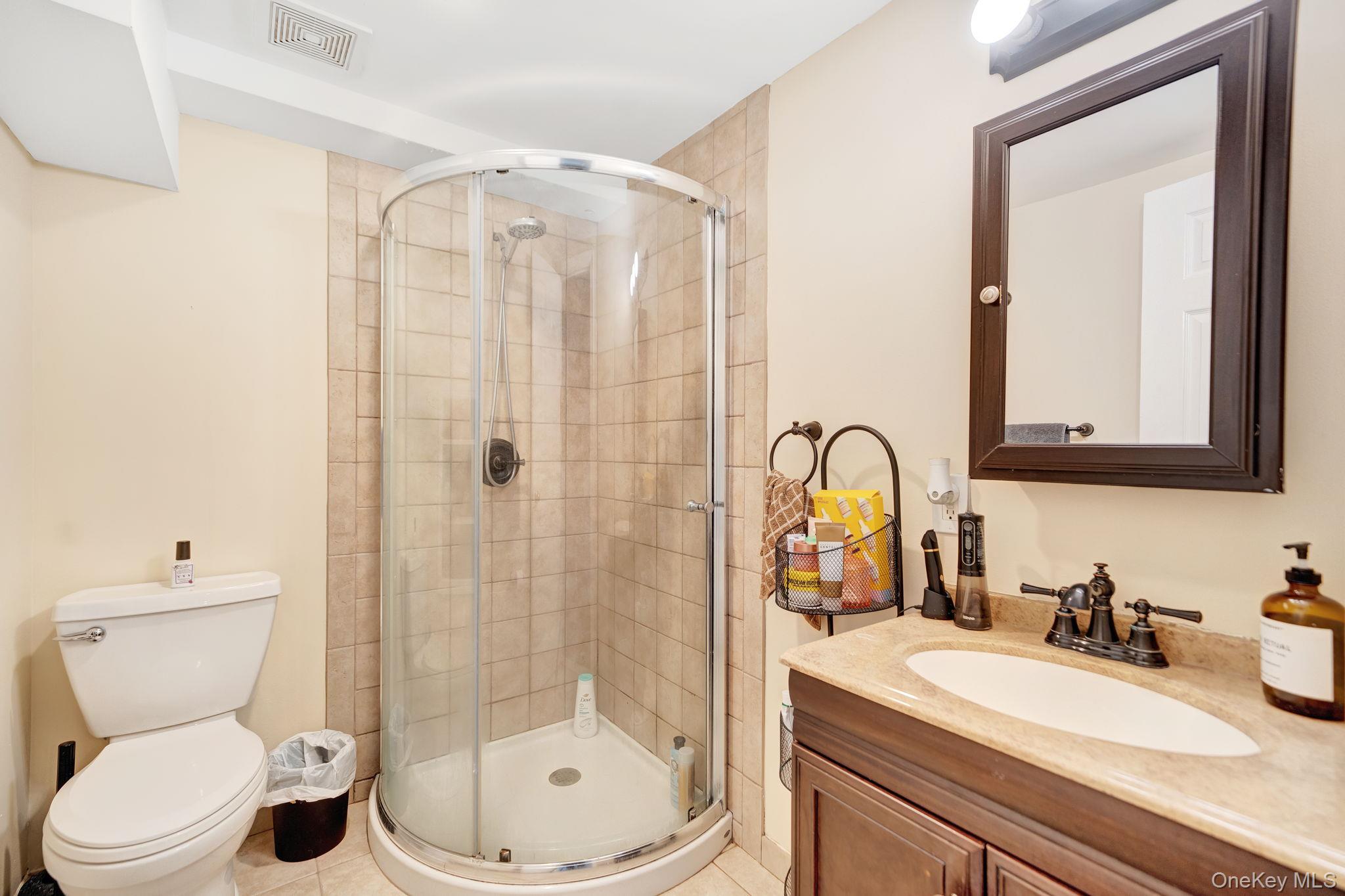 103 Queens Avenue Property Photo 33