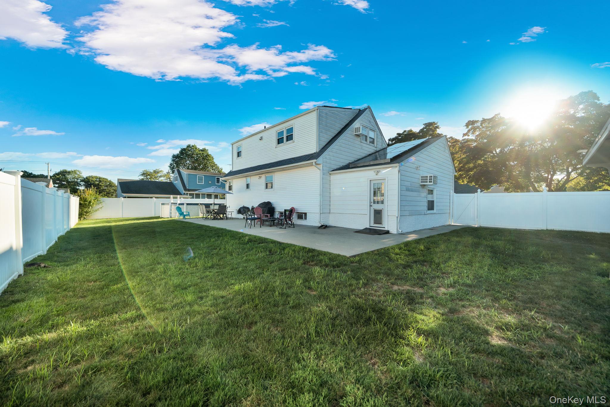 103 Queens Avenue Property Photo 35