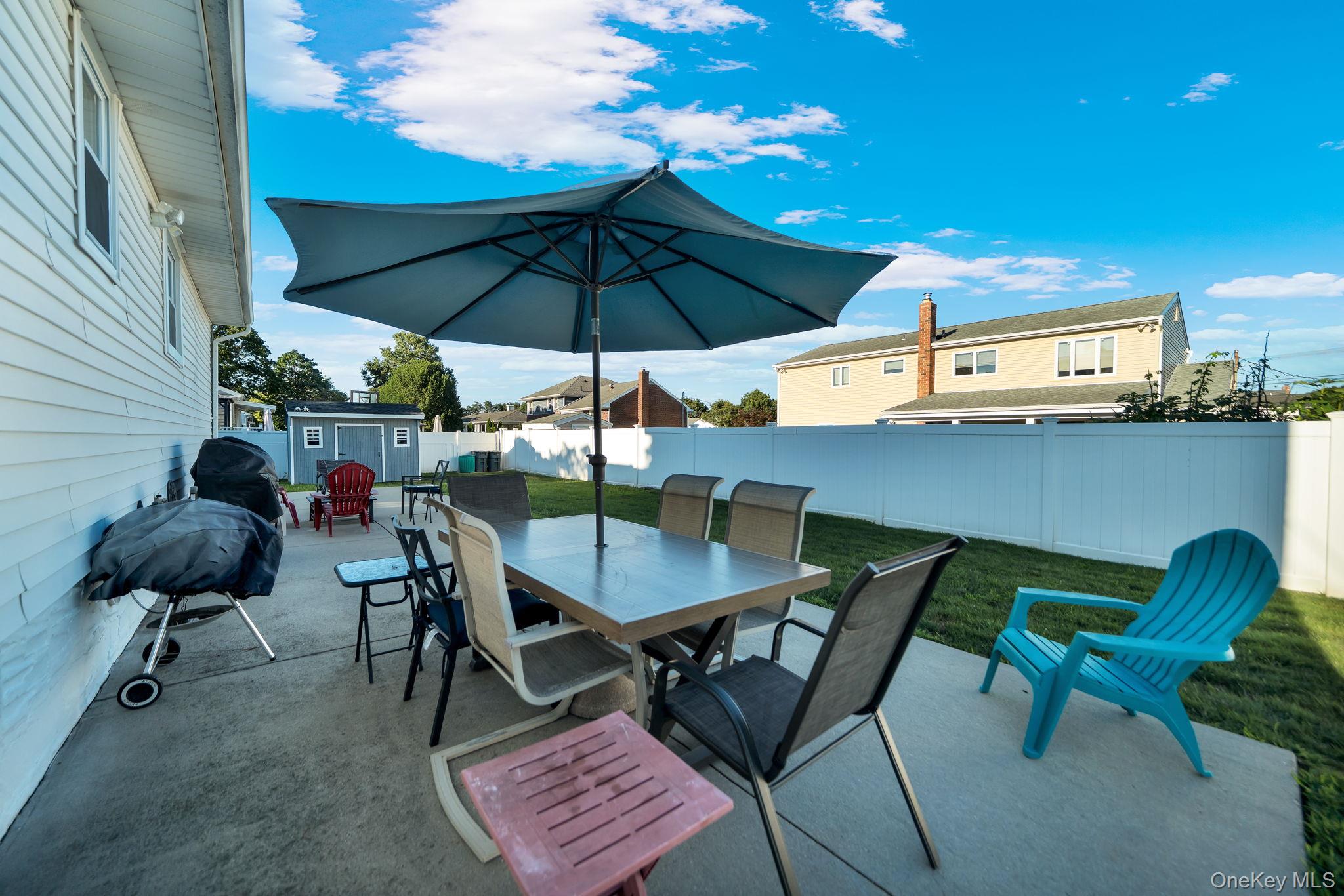 103 Queens Avenue Property Photo 37