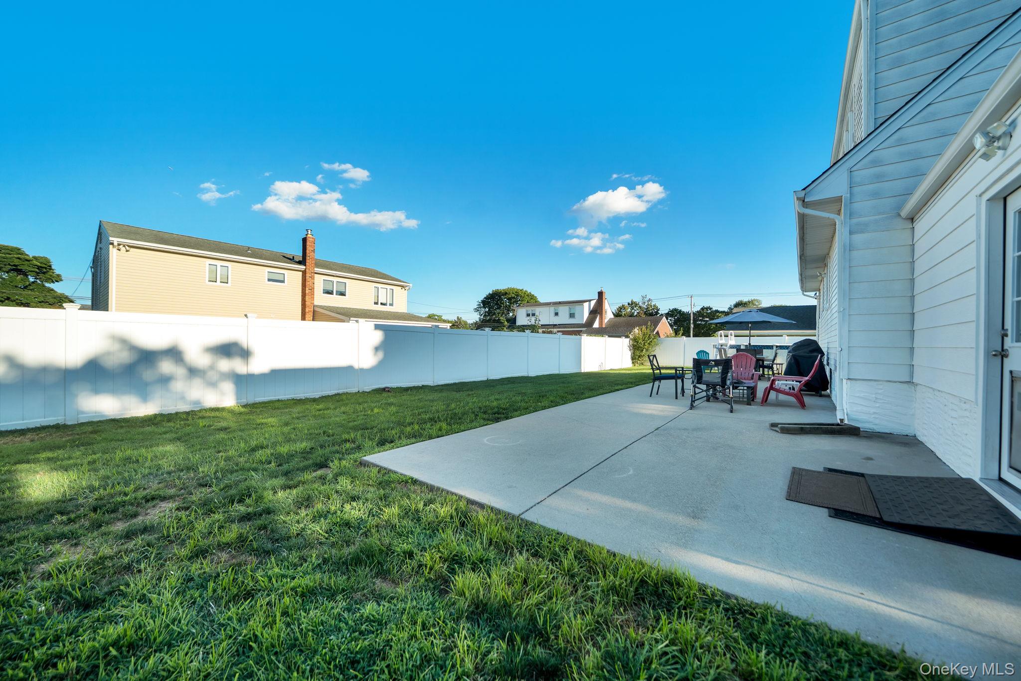 103 Queens Avenue Property Photo 38