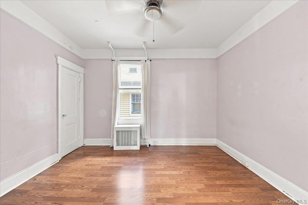 860 Hollywood Avenue Property Photo 11
