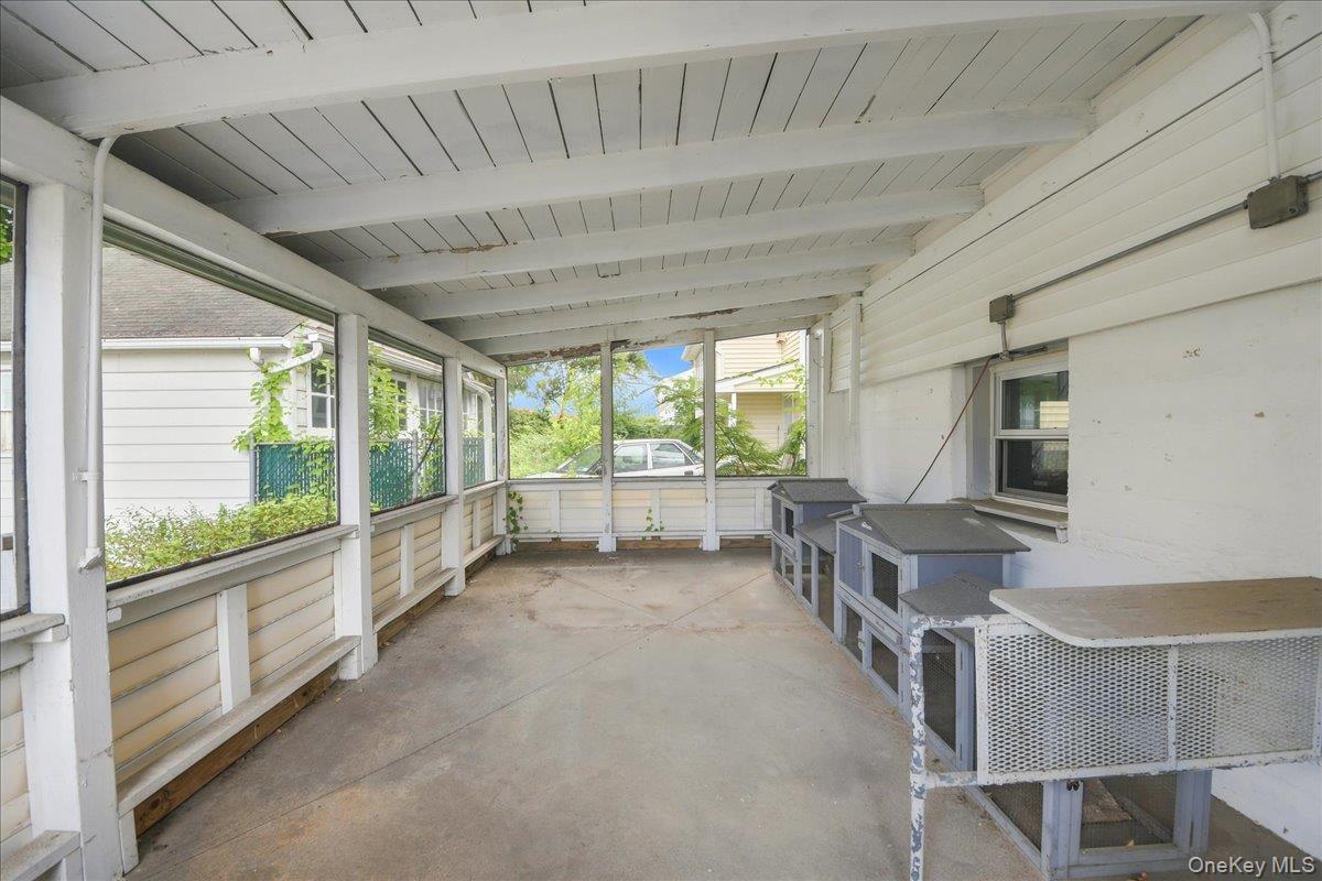 860 Hollywood Avenue Property Photo 26