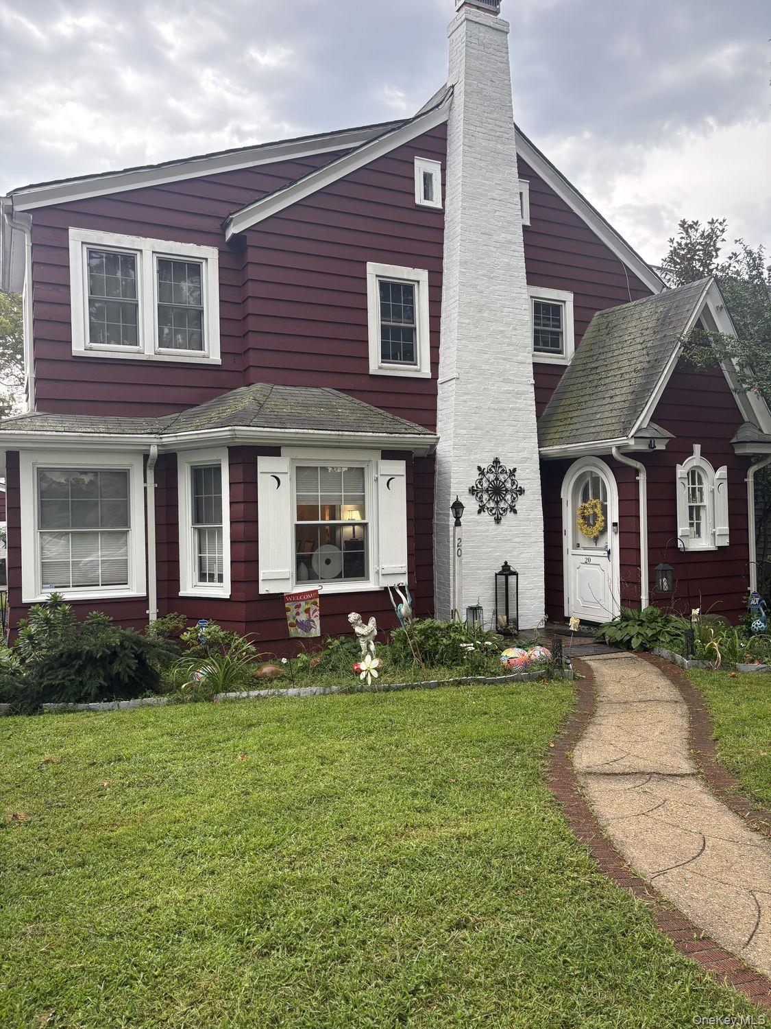 20 Huron Road Property Photo 1