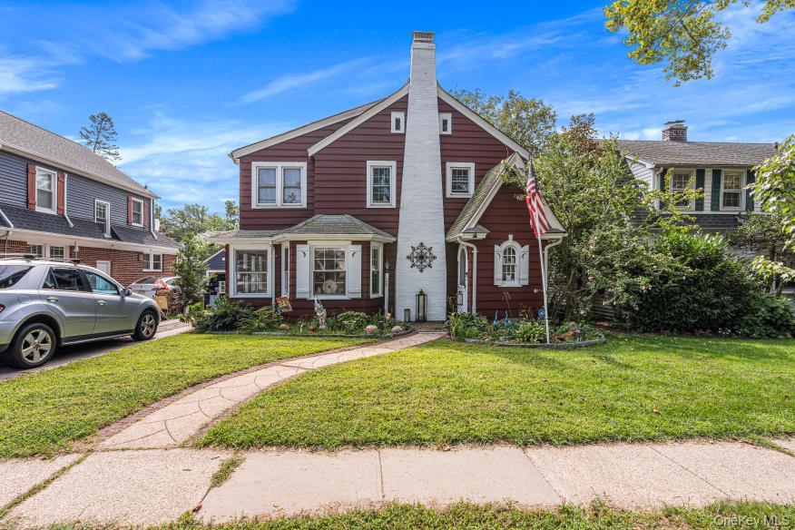 20 Huron Road Property Photo 2