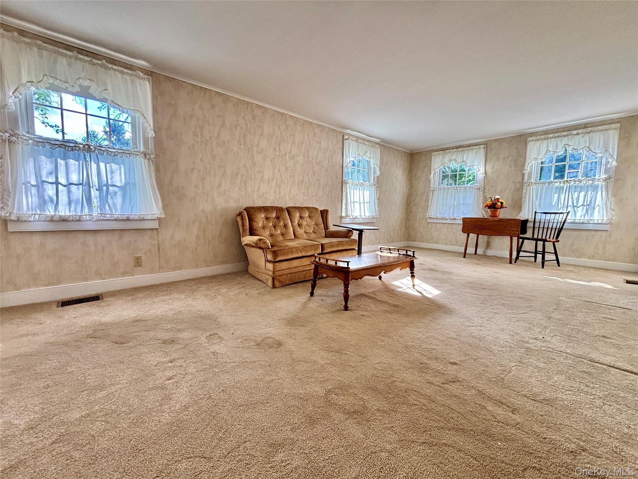 193 Main Street Property Photo 15