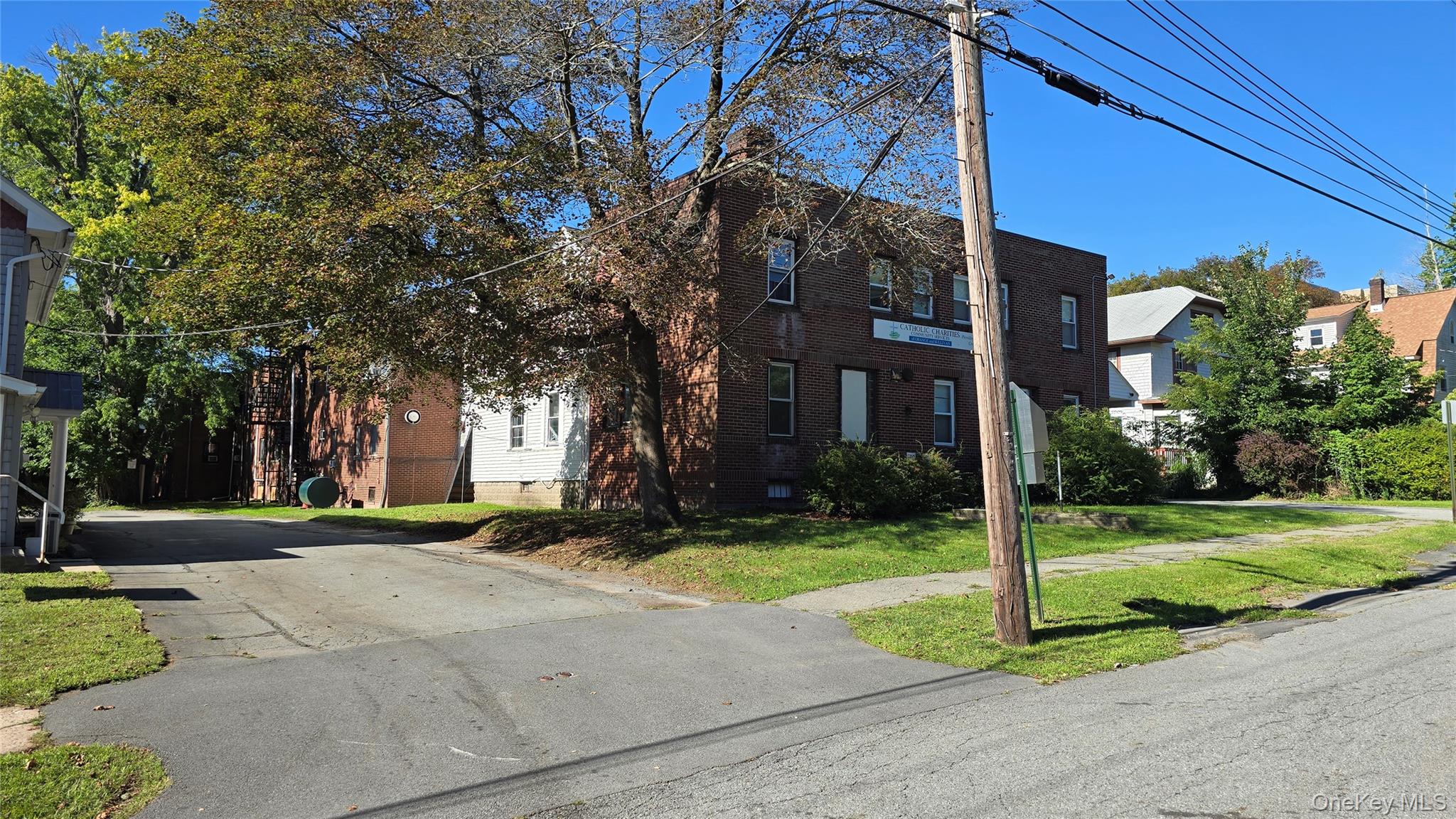 17 Hamilton Avenue Property Photo 2