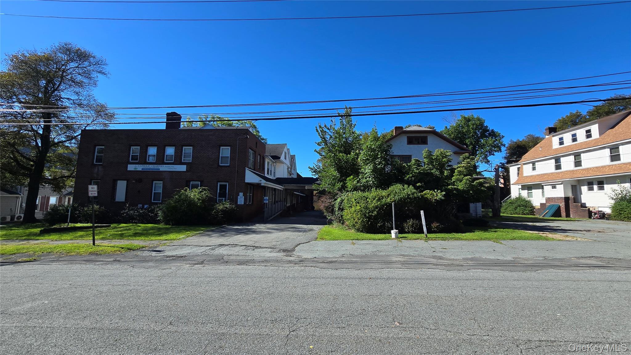17 Hamilton Avenue Property Photo 4