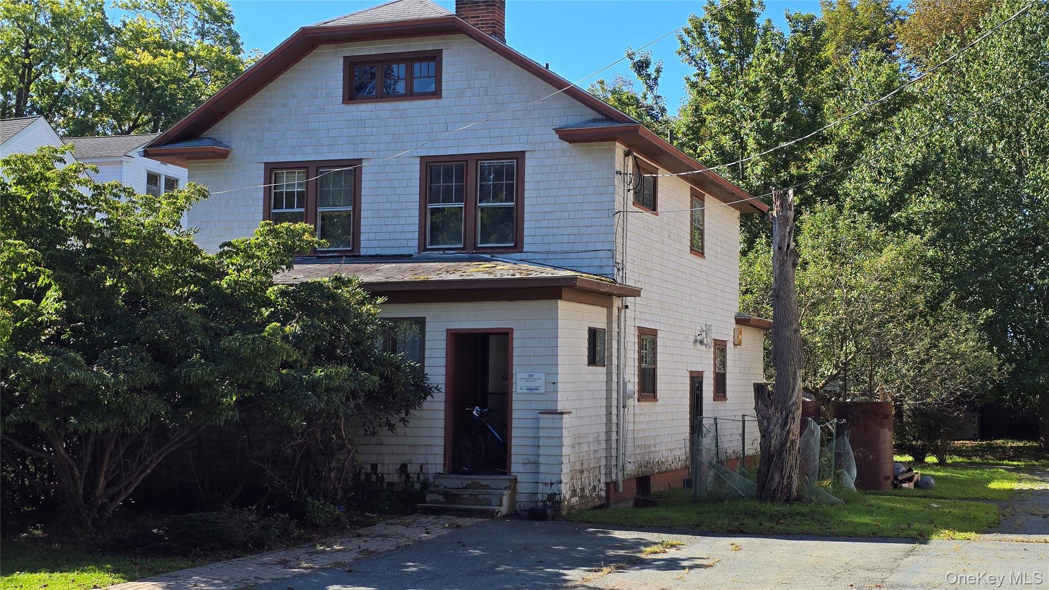 17 Hamilton Avenue Property Photo 6
