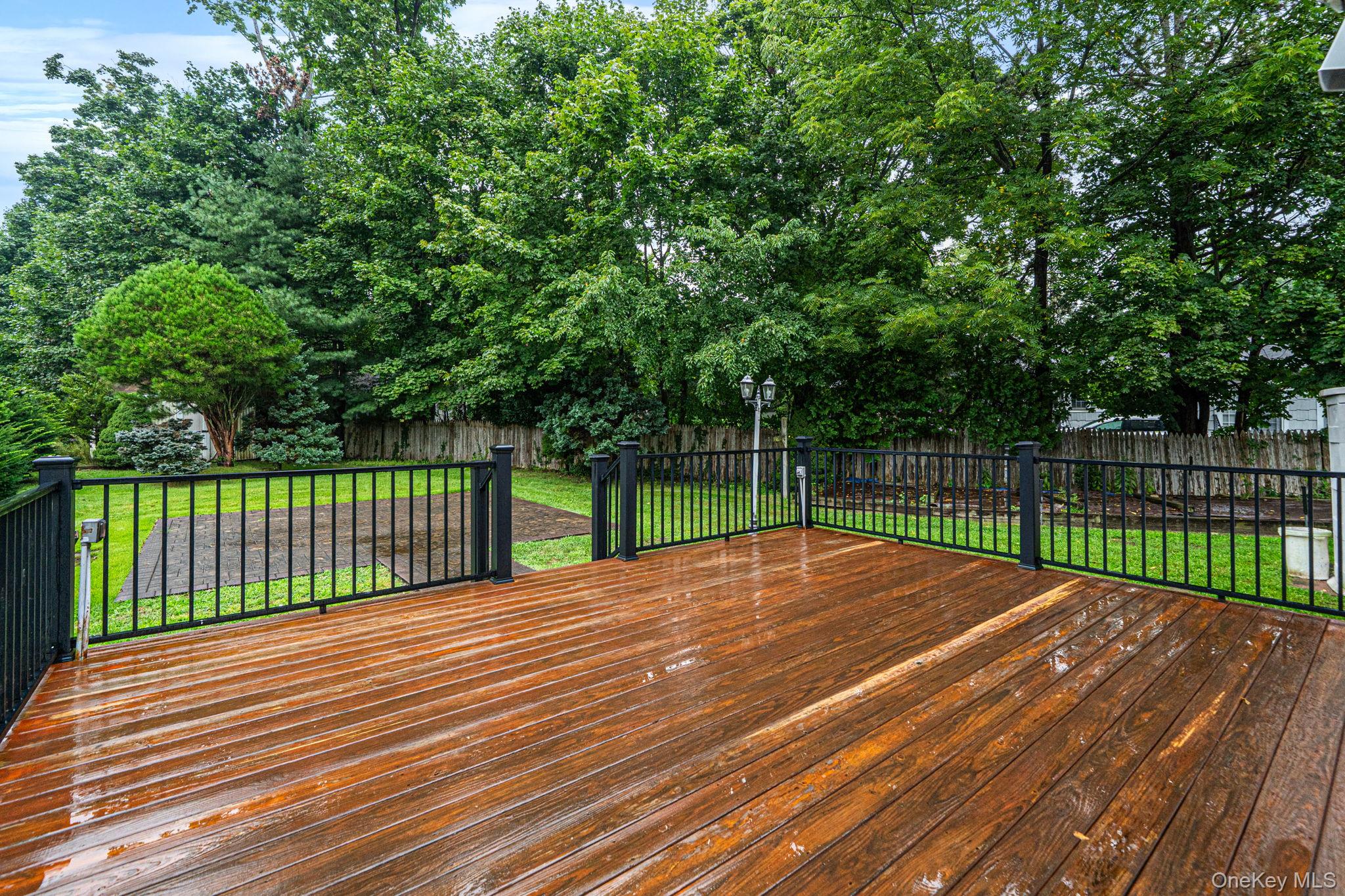 6 North Avenue Property Photo 8