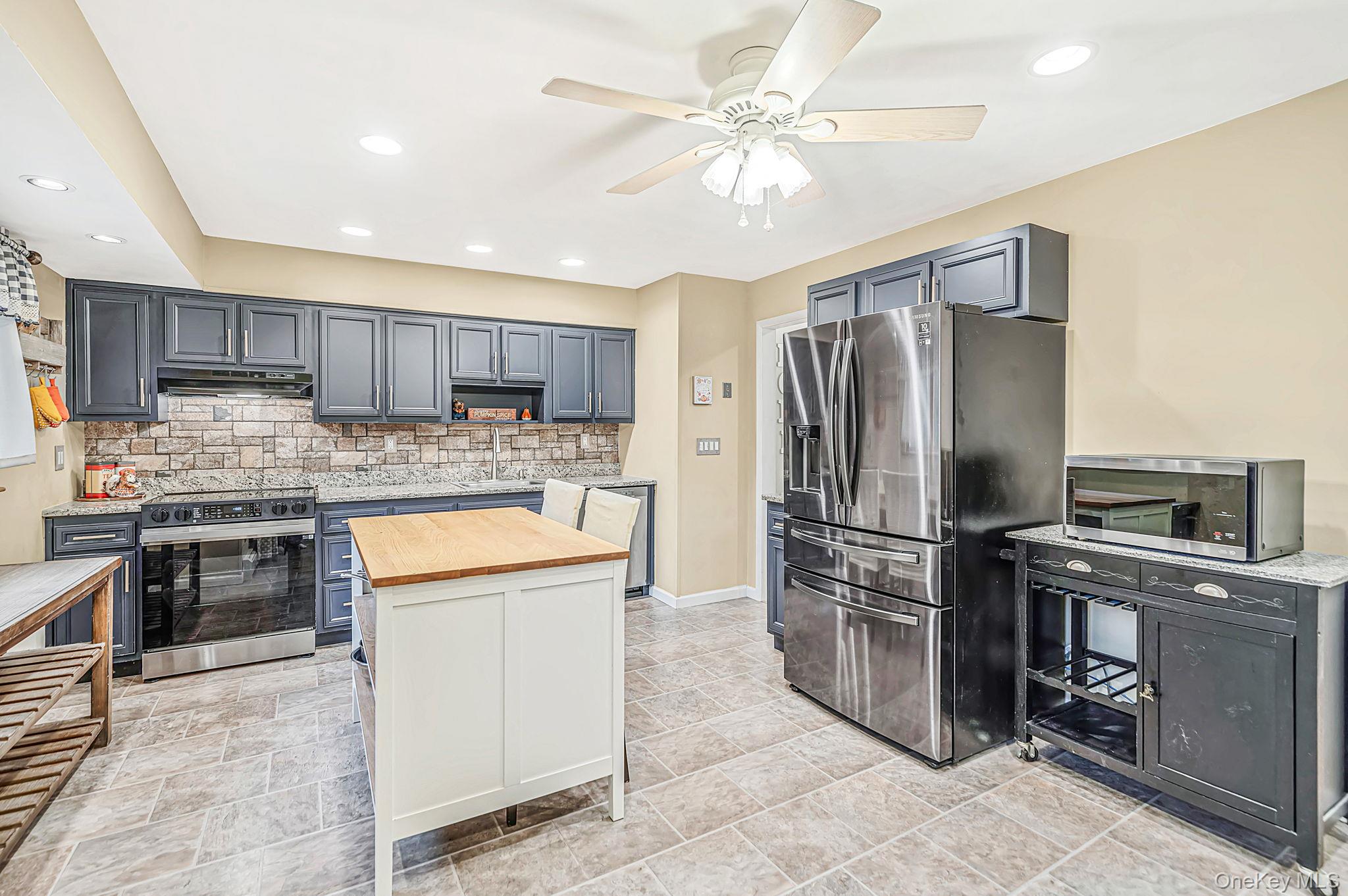 6 North Avenue Property Photo 12
