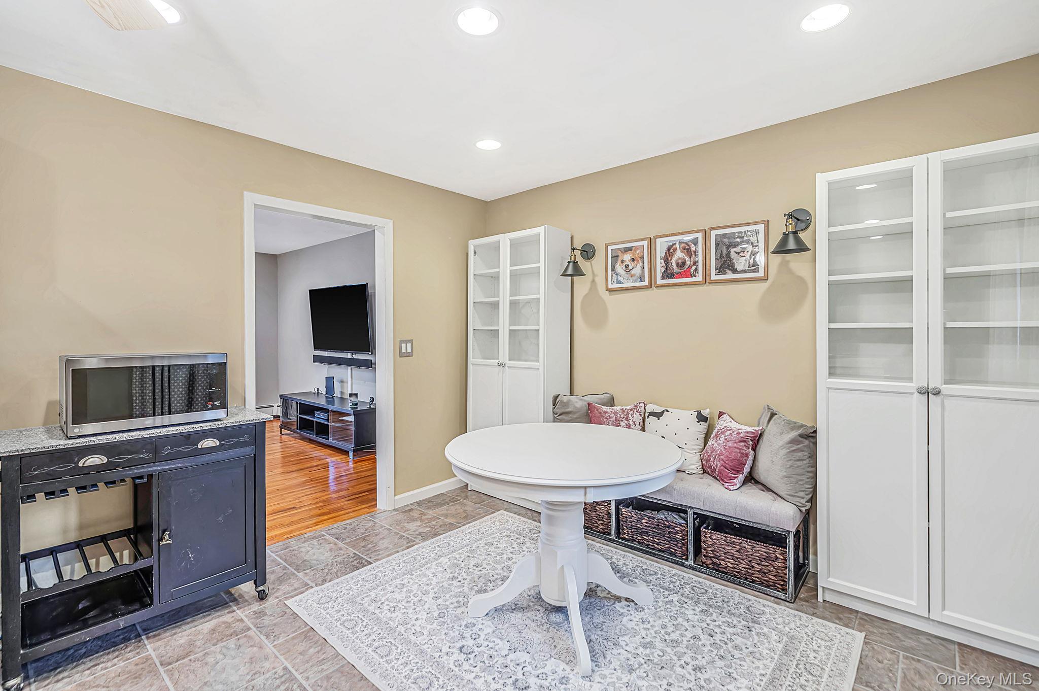 6 North Avenue Property Photo 15