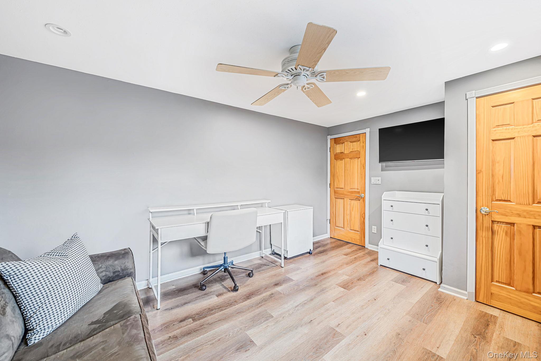 6 North Avenue Property Photo 29