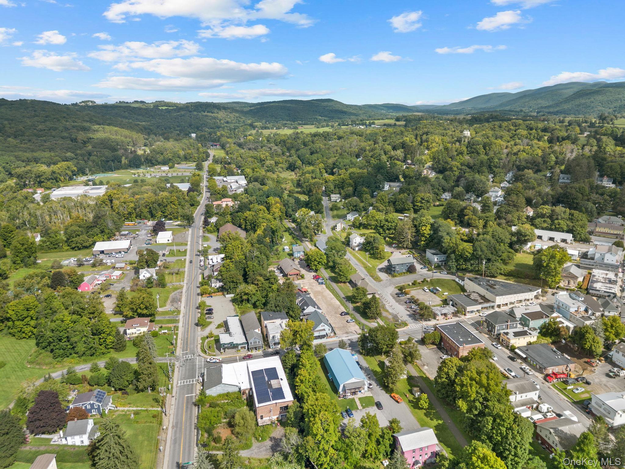 11 Railroad Plaza Property Photo 8