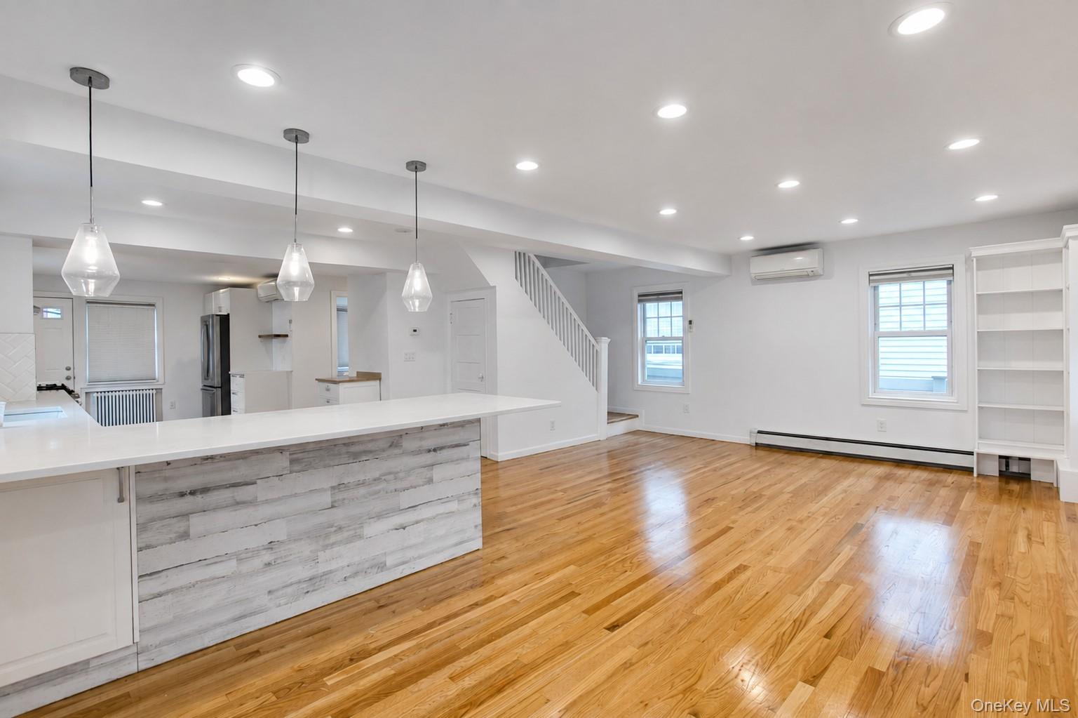 55 Centre Street Property Photo 7