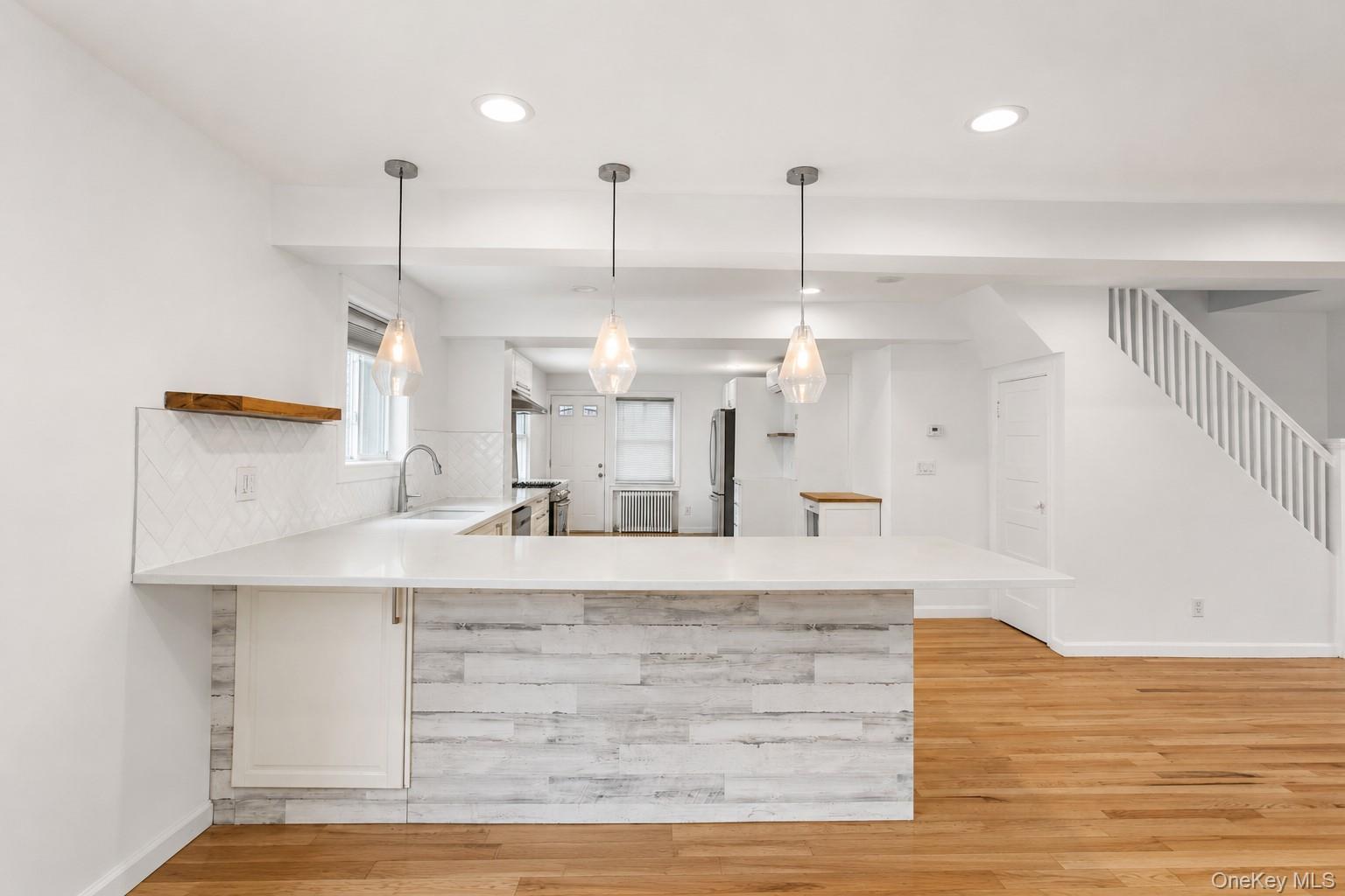55 Centre Street Property Photo 8