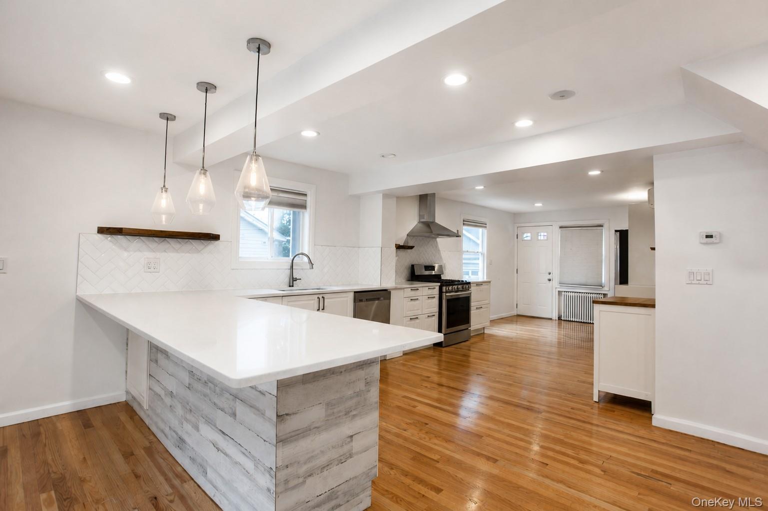 55 Centre Street Property Photo 9
