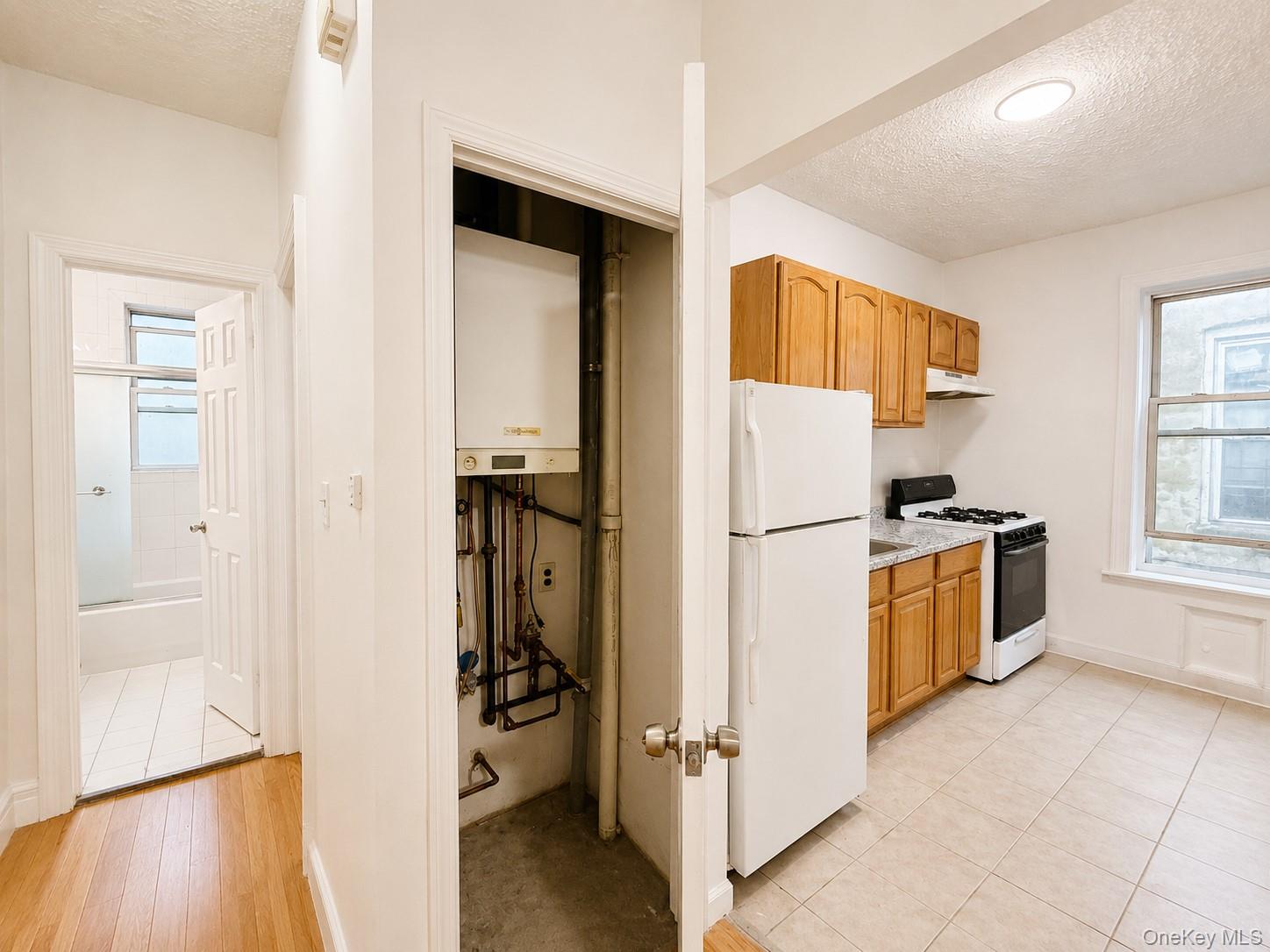 1171 Colgate Avenue Property Photo 5