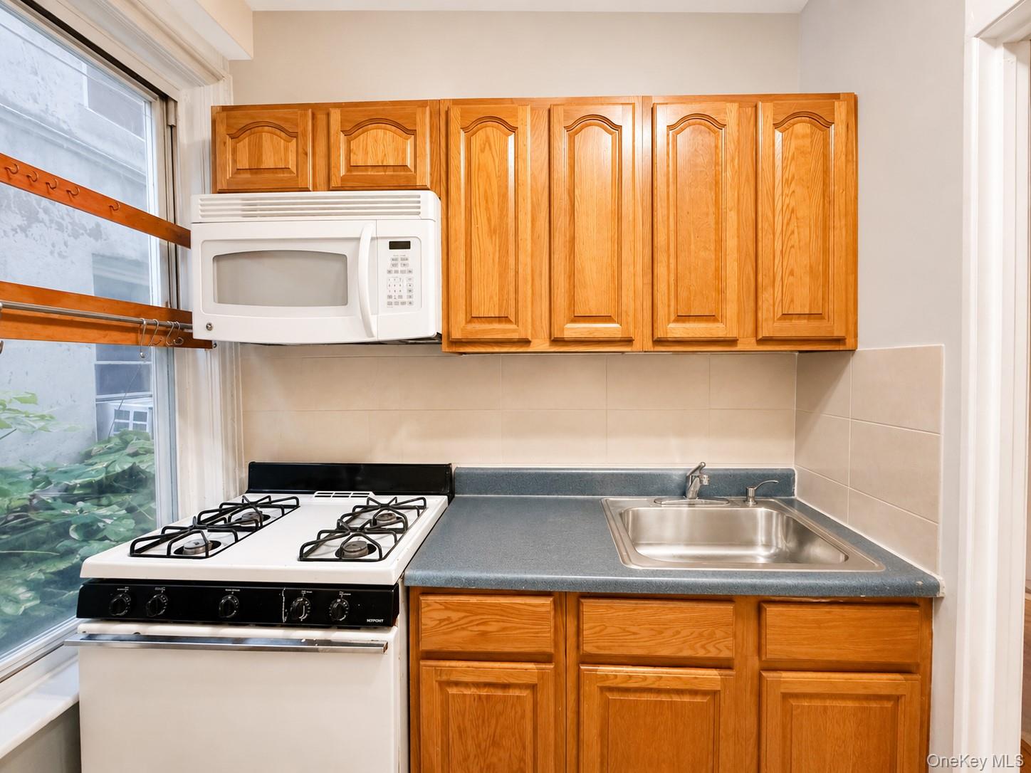 1171 Colgate Avenue Property Photo 20