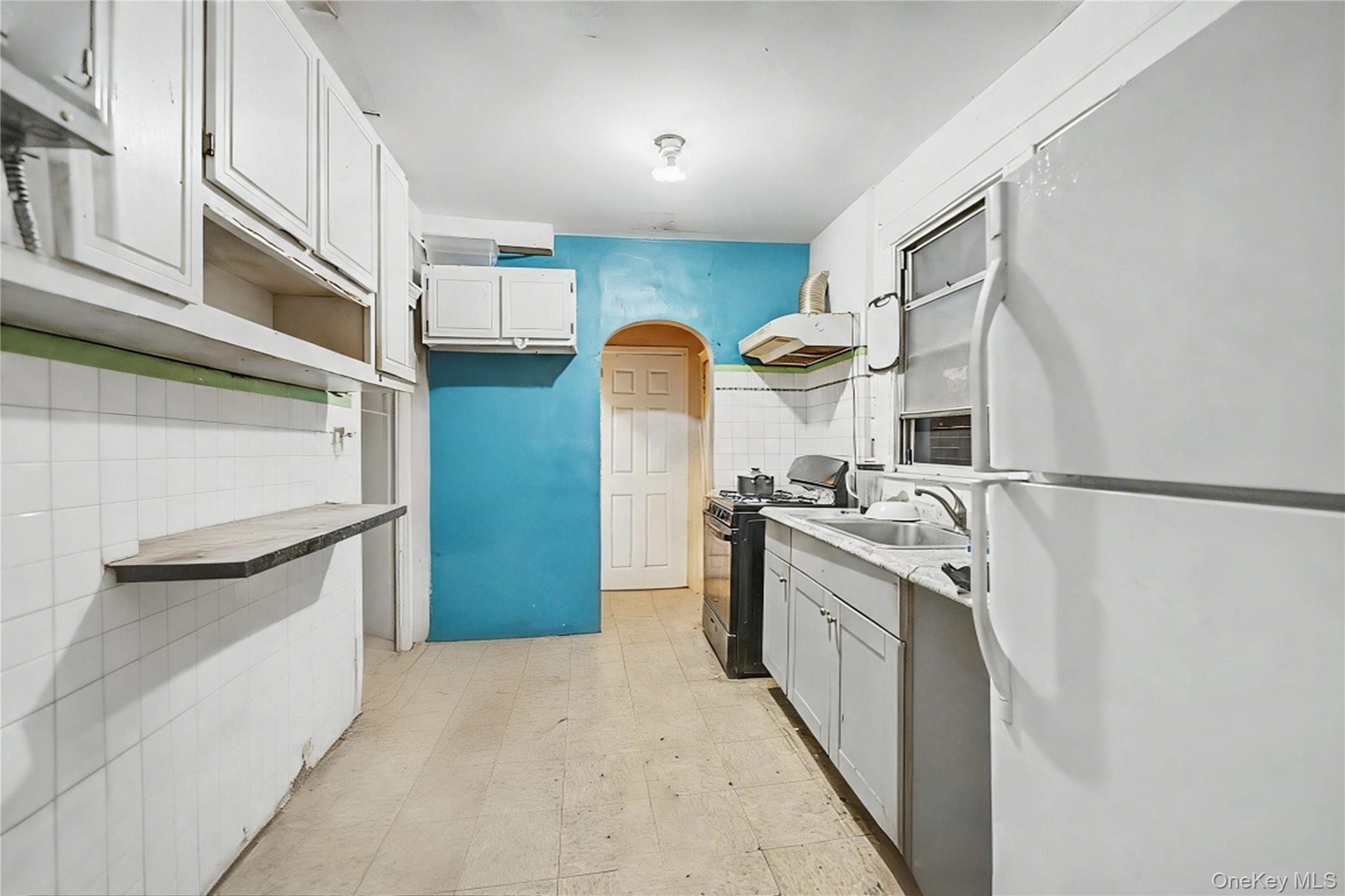 3727 111th Street Property Photo 5