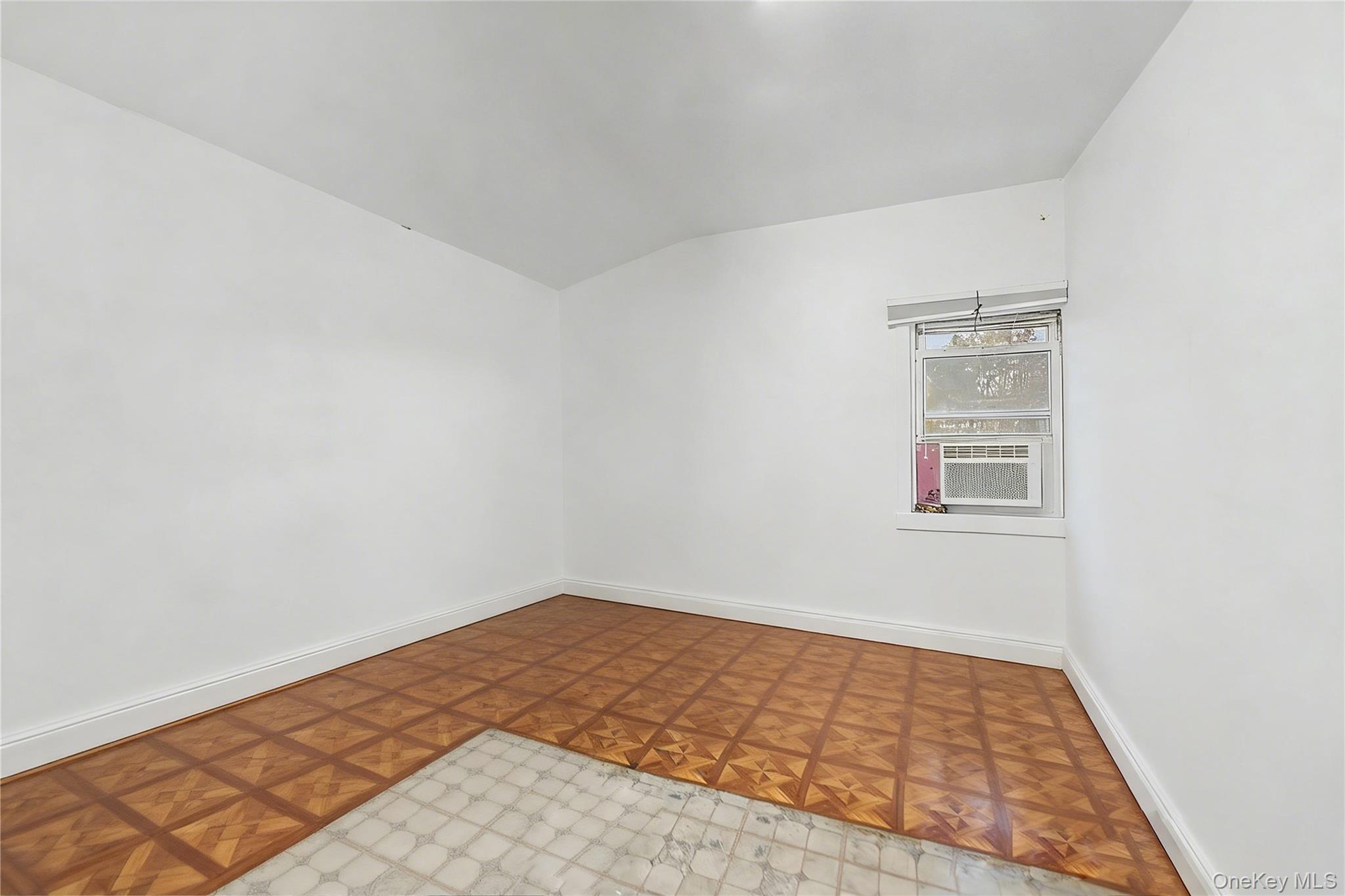 3727 111th Street Property Photo 13