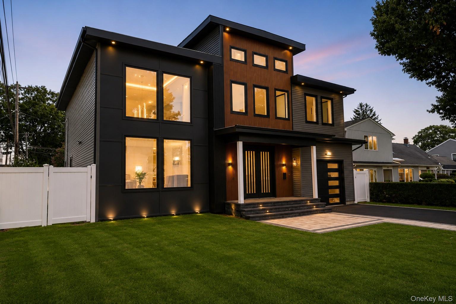 23 Mistletoe Lane Property Photo 2