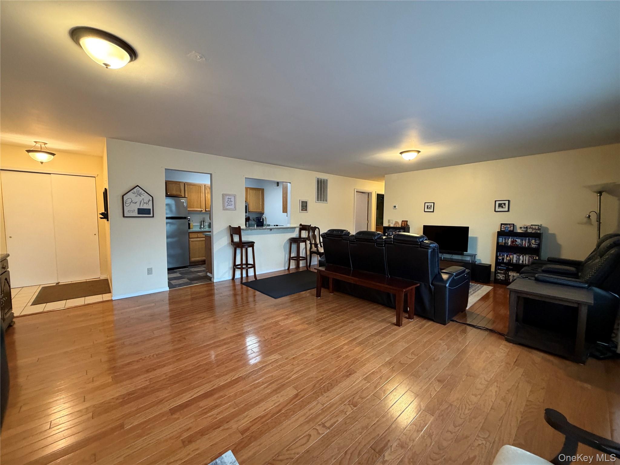 18 Deer Court Drive Building 19 Unit 18 Property Photo 8
