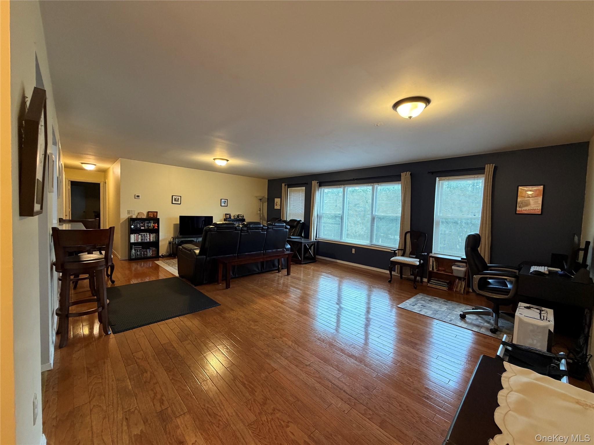 18 Deer Ct Drive Building 19 Unit 18 Property Photo 4