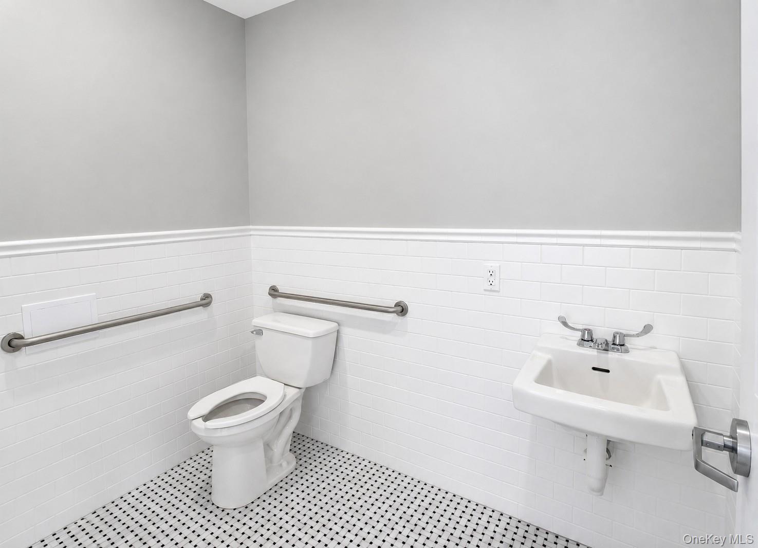 574 Aka 576 Kimball Avenue 1 Property Photo 7