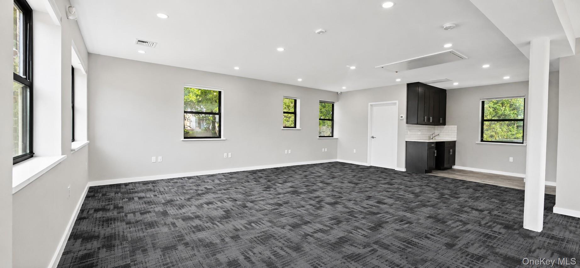574 Aka 576 Kimball Avenue 2 Property Photo 5