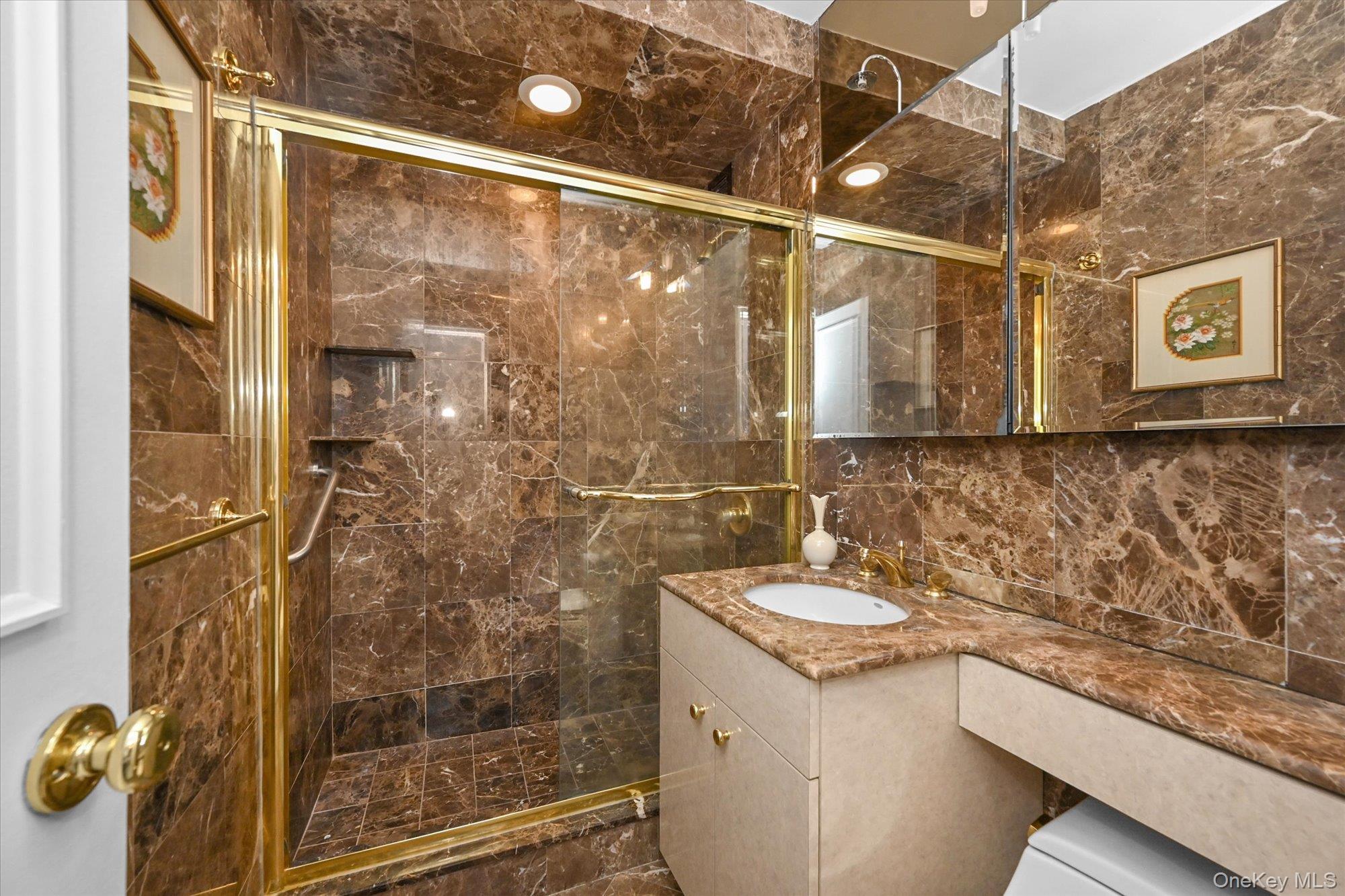 400 E 56th Street 6b Property Photo 19