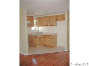 10329 Woodhaven Boulevard 2nd Floor Property Photo 9
