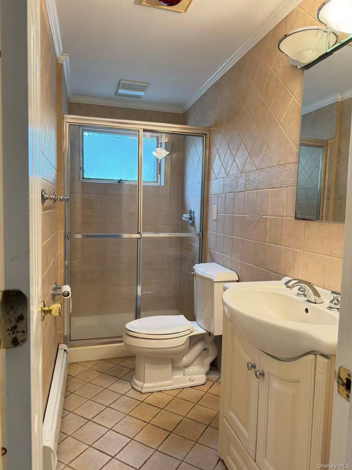 7 5th Place Property Photo 11