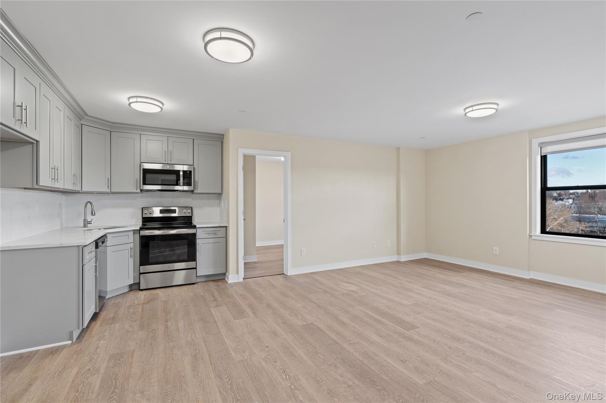 135 Wakefield Avenue 204 Property Photo 2