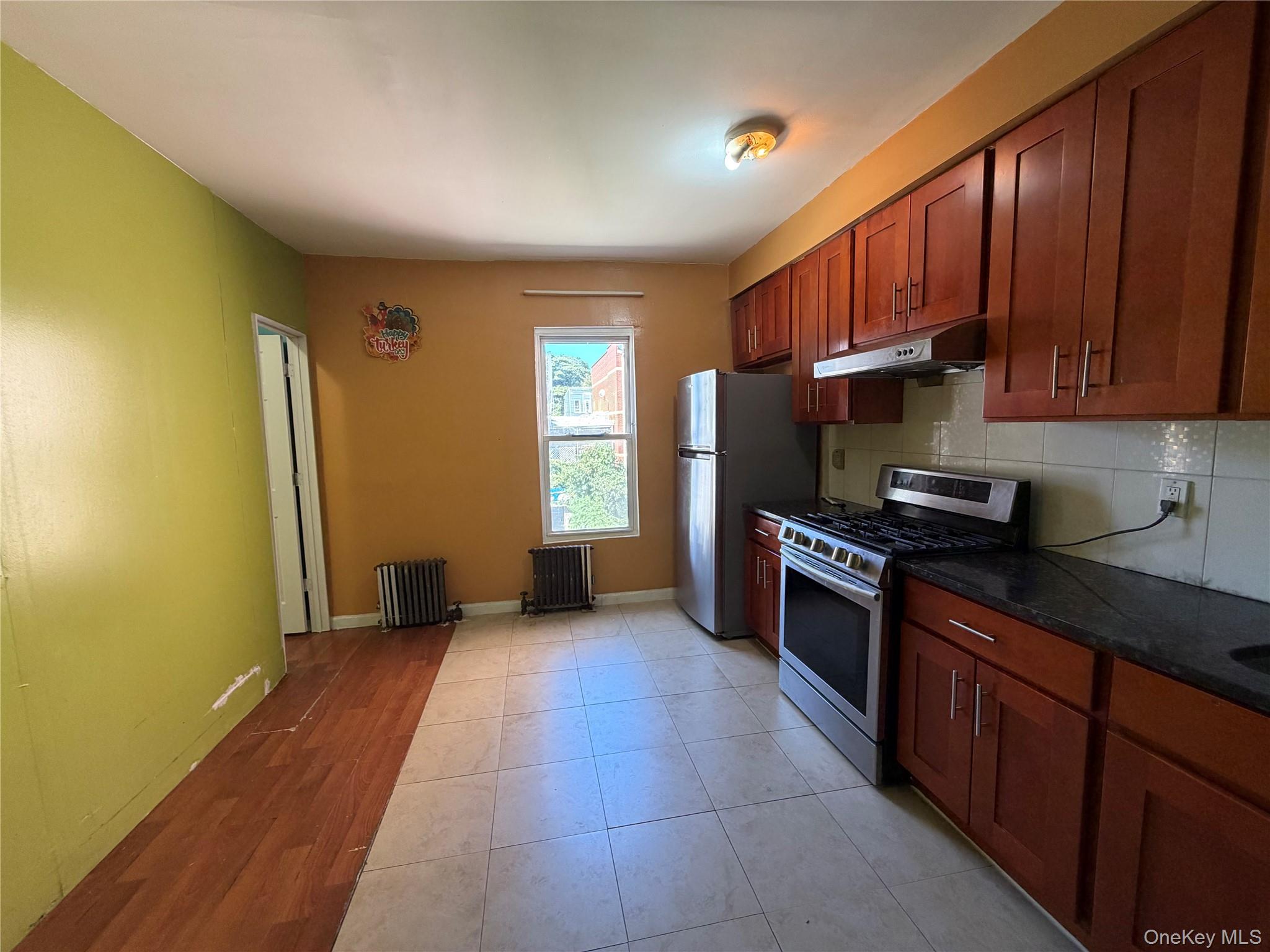 108-13 37th Avenue Property Photo 15