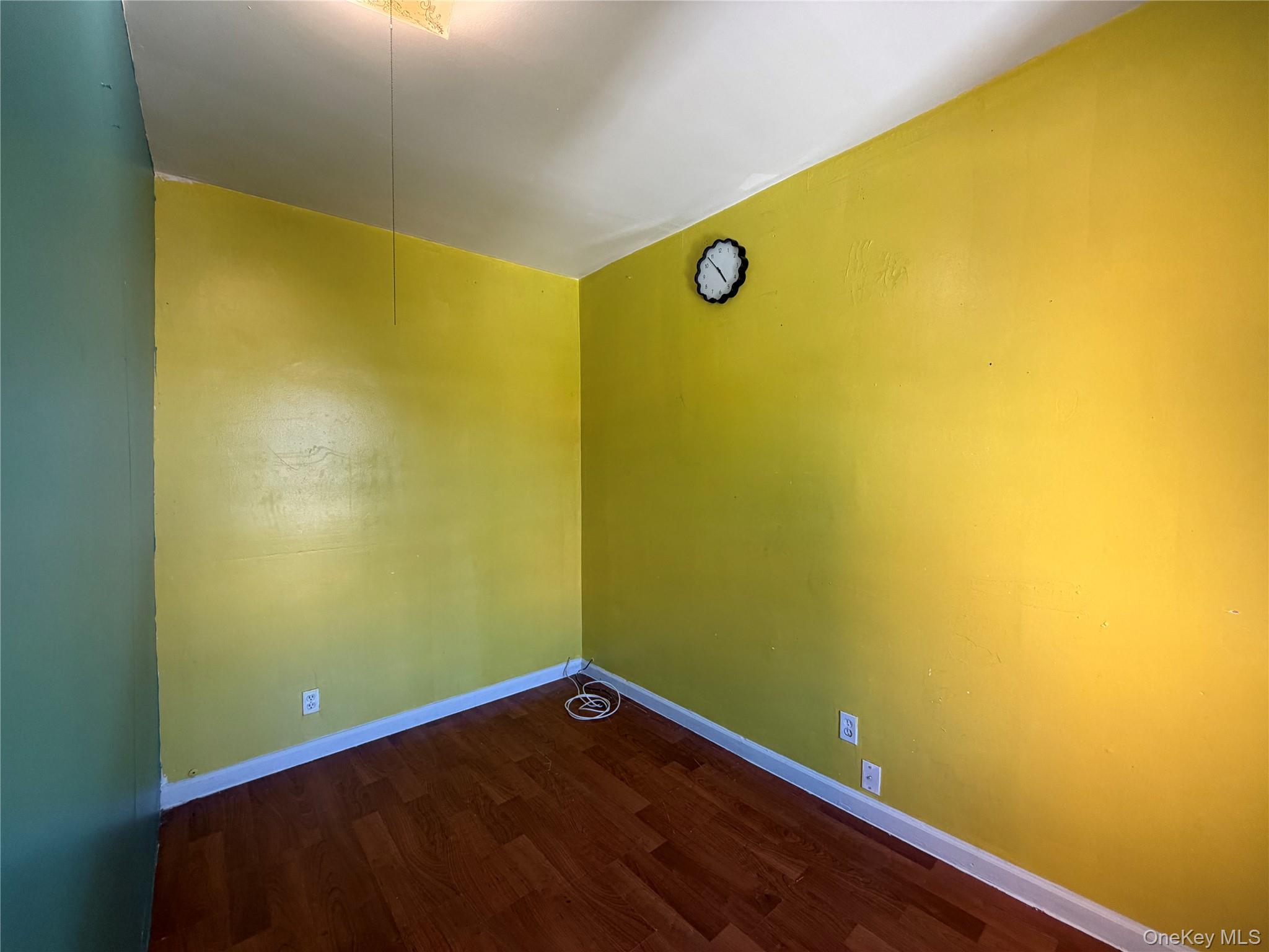 108-13 37th Avenue Property Photo 17