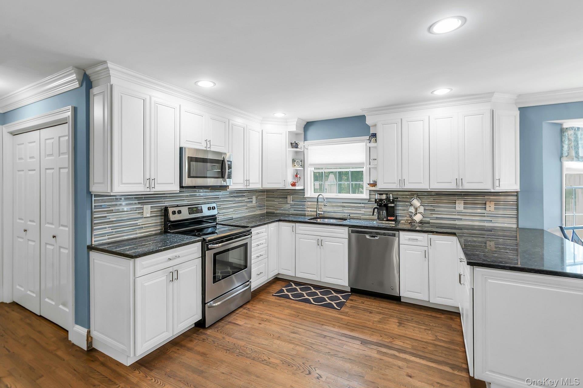 61 Washington Heights Avenue Property Photo 5