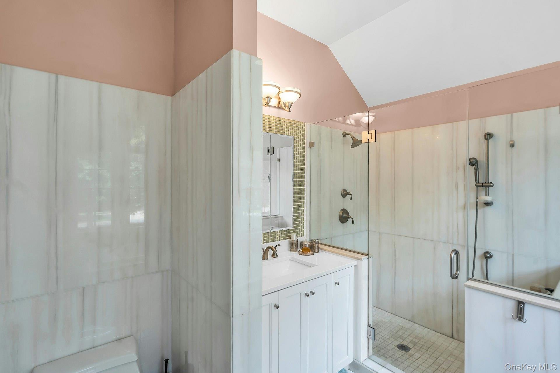 61 Washington Heights Avenue Property Photo 18